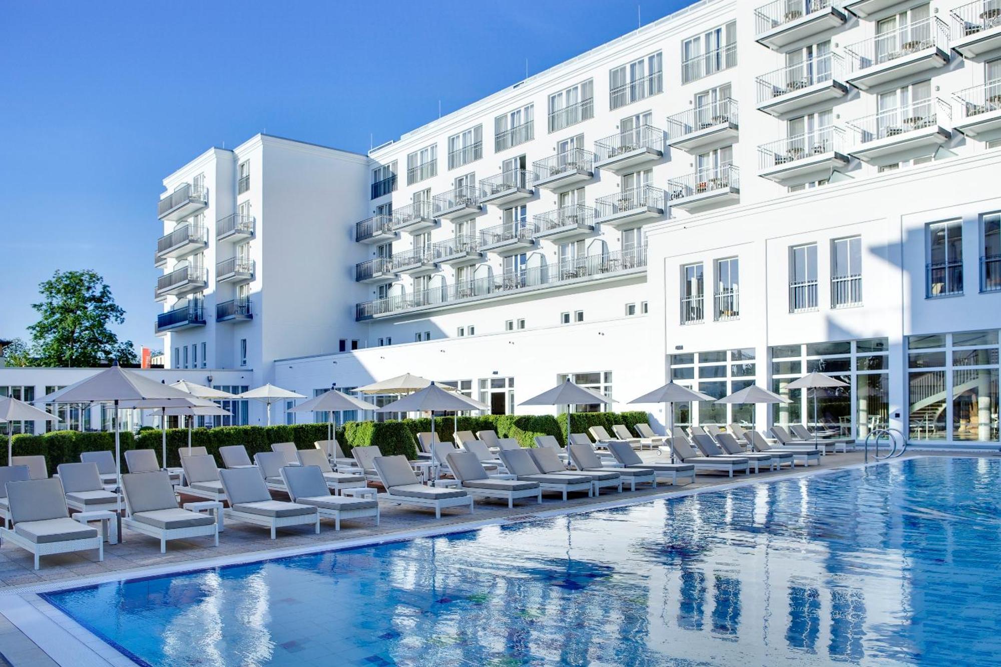 Steigenberger Grandhotel & Spa Heringsdorf Fasiliteter bilde The Hotel's pool